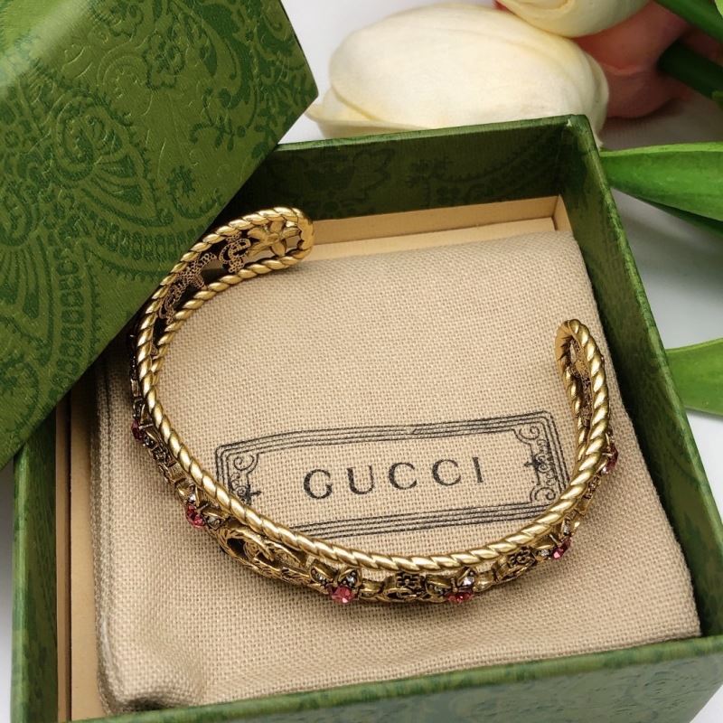 Gvc*1 bracelets